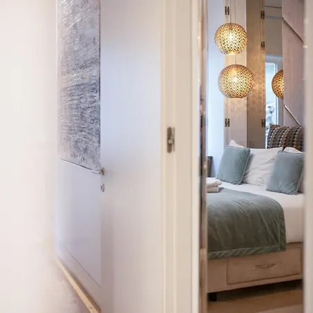 Downtown Prime By Homing Apartman *