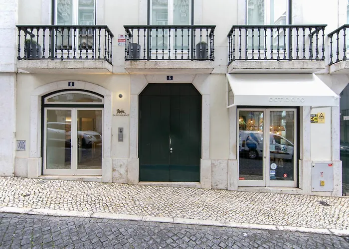 Downtown Prime By Homing Apartment